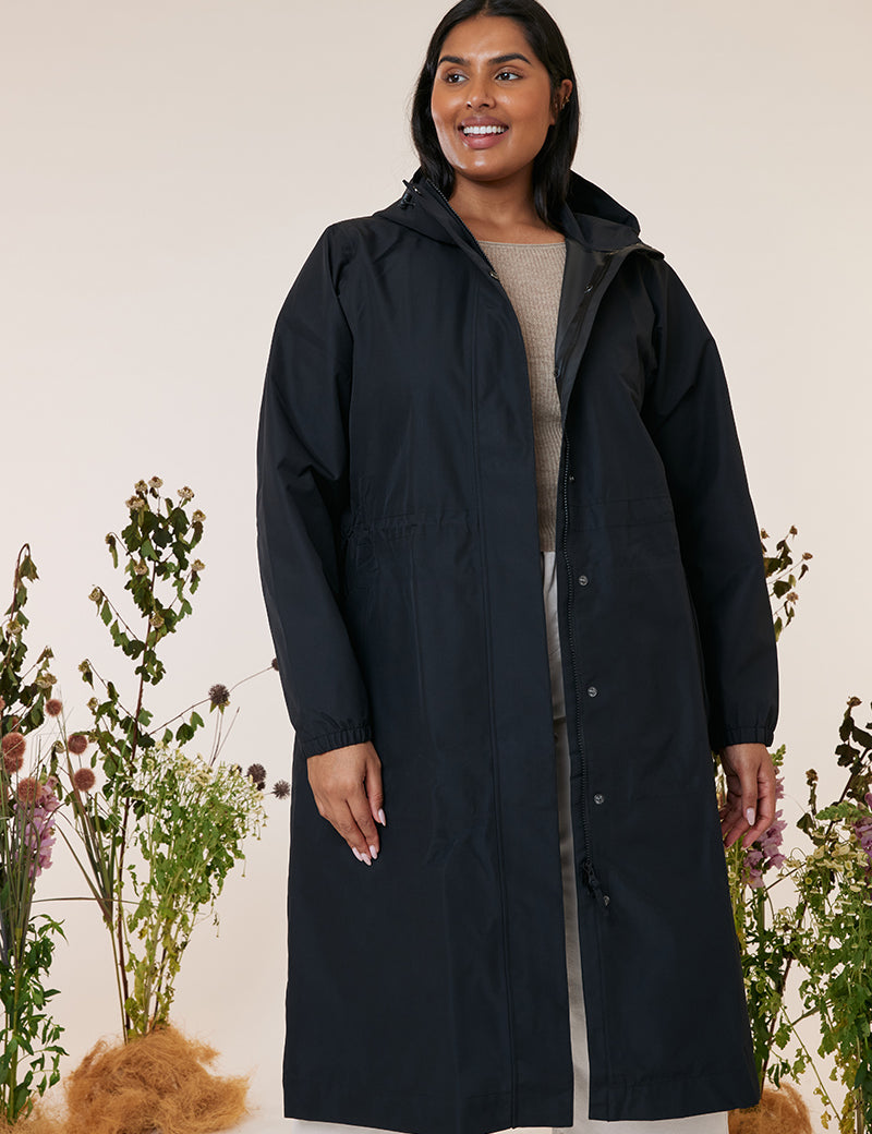 AmbleWomensLongOverlandBlackRaincoat.jpg